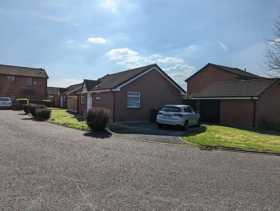 The Kilsyth,Detached Bungalow Warrington Eksteriør bilde